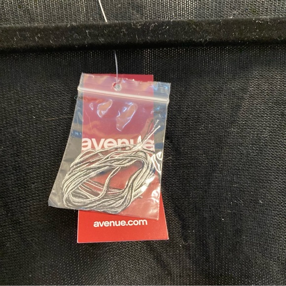 HOST PICK Avenue Size 4 Black, Grey & White Cardigan NWT - Picture 6 of 9